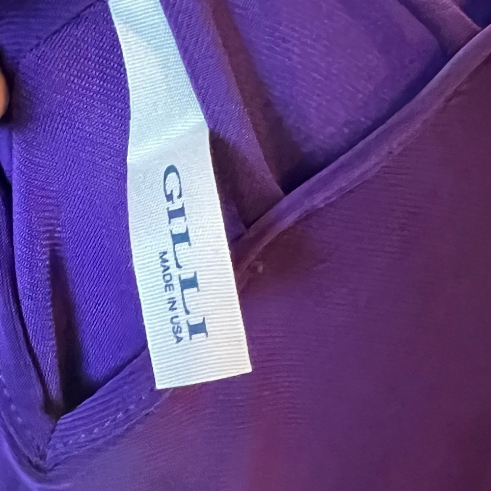Women’s Eggplant Color Top with Criss-Cross Decal 2X - Picture 2 of 5